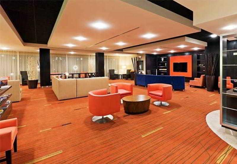 Courtyard By Marriott Tulsa Woodland Hills Hotell Eksteriør bilde