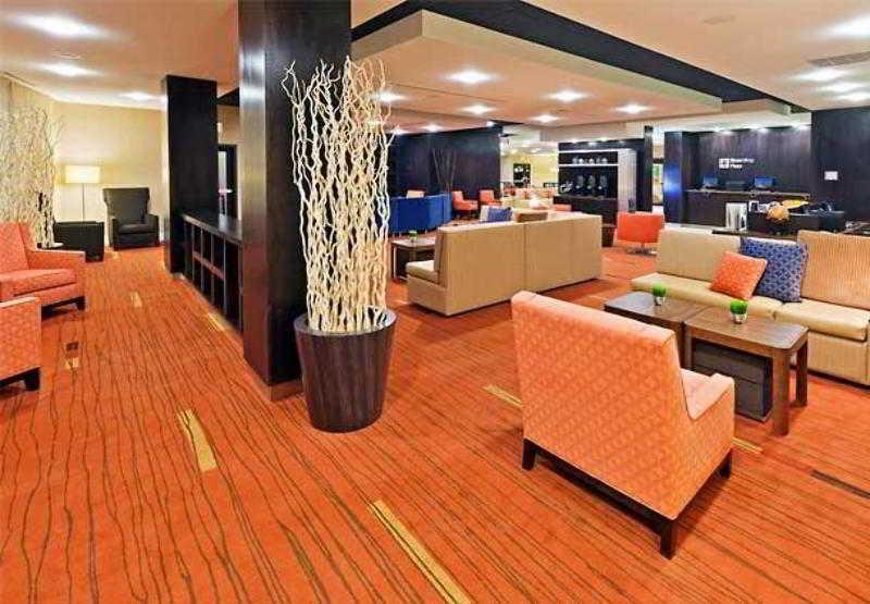 Courtyard By Marriott Tulsa Woodland Hills Hotell Eksteriør bilde